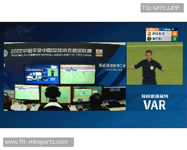 6万人见证上港夺冠！却留下令人诟病一幕？疑似手球VAR判罚惹争议