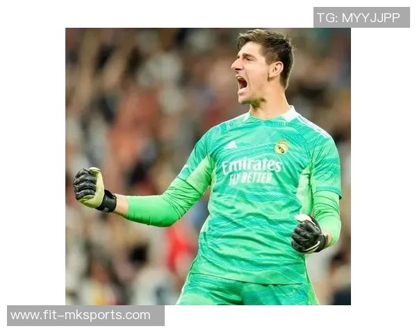 六台记者:库尔图瓦没有大碍,可以参加国家德比 六台记者:库尔图瓦没有大碍,可以参加国家德比