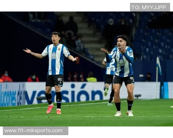 半场战报:皇家奥维耶多0-0巴列卡诺——激情碰撞,半场僵局 半场战报:皇家奥维耶多0-0巴列卡诺——激情碰撞,半场僵局